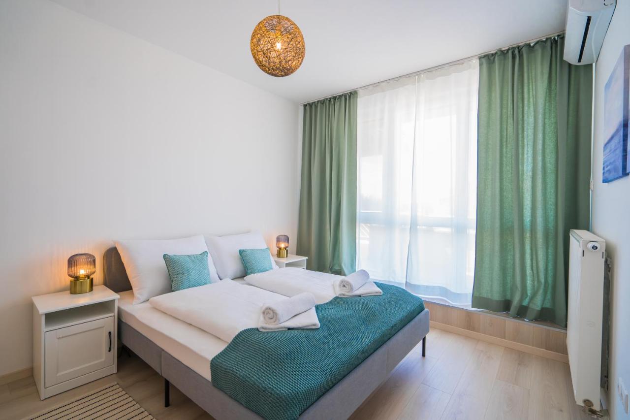 Myflat Golden Coast Panorama Apartment Шіофок Екстер'єр фото